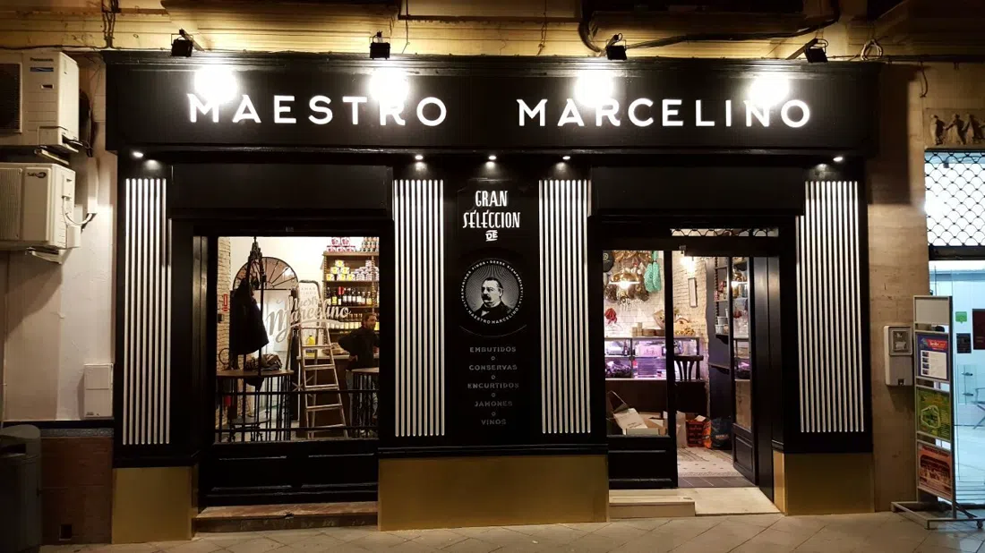 Maestro Marcelino, Seville